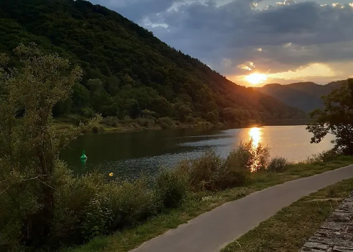 Apartamento 2 Pers 1 Schlafzimmer Und Wohnzimmer Mit Balkon Und Blick Auf Mosel